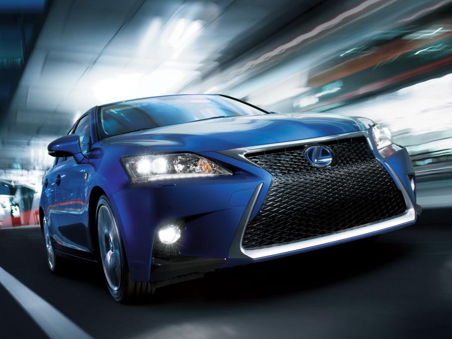  Lexus CT200h F-Sport 2014 года  (NA) (фото 7 из 41)